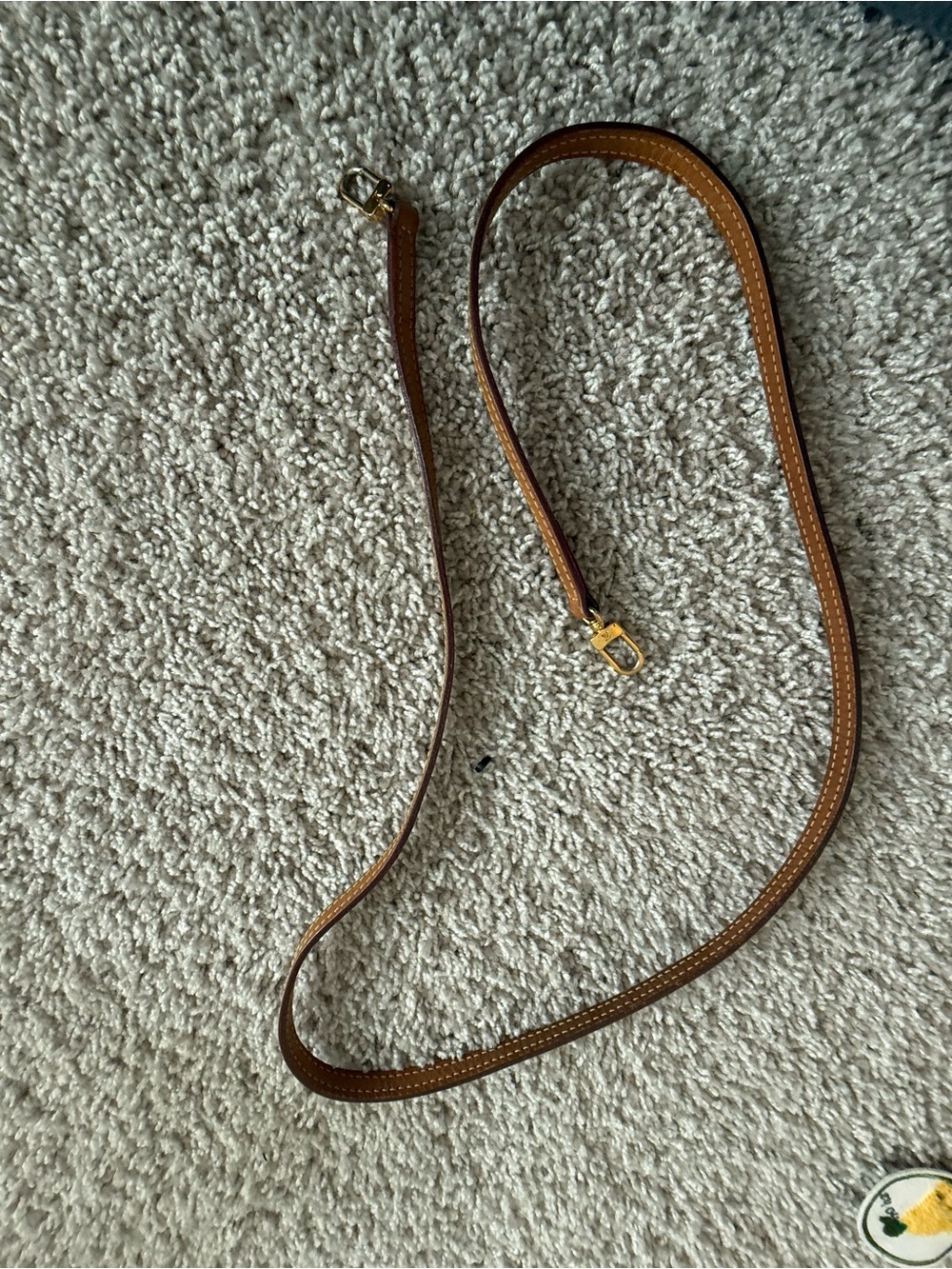 Louis Vuitton crossbody strap A55